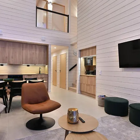 Quu A Apartment Yllas